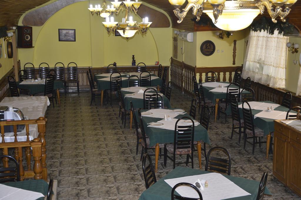 Motel Buti Sighetu Marmaţiei Dış mekan fotoğraf