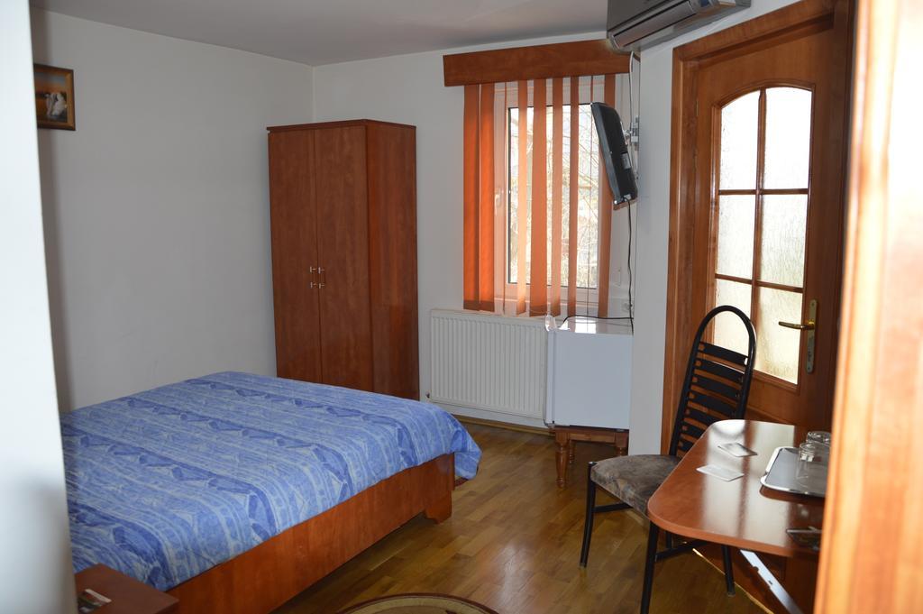 Motel Buti Sighetu Marmaţiei Oda fotoğraf
